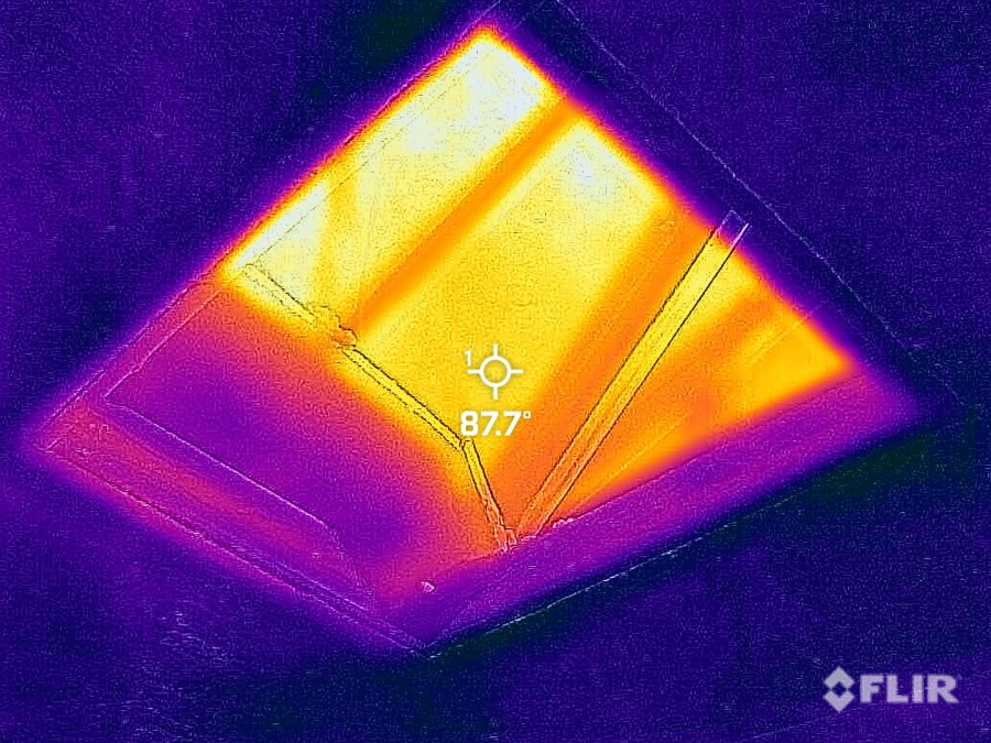 Thermal image showing hot attic temperatures above ceiling in Florida home